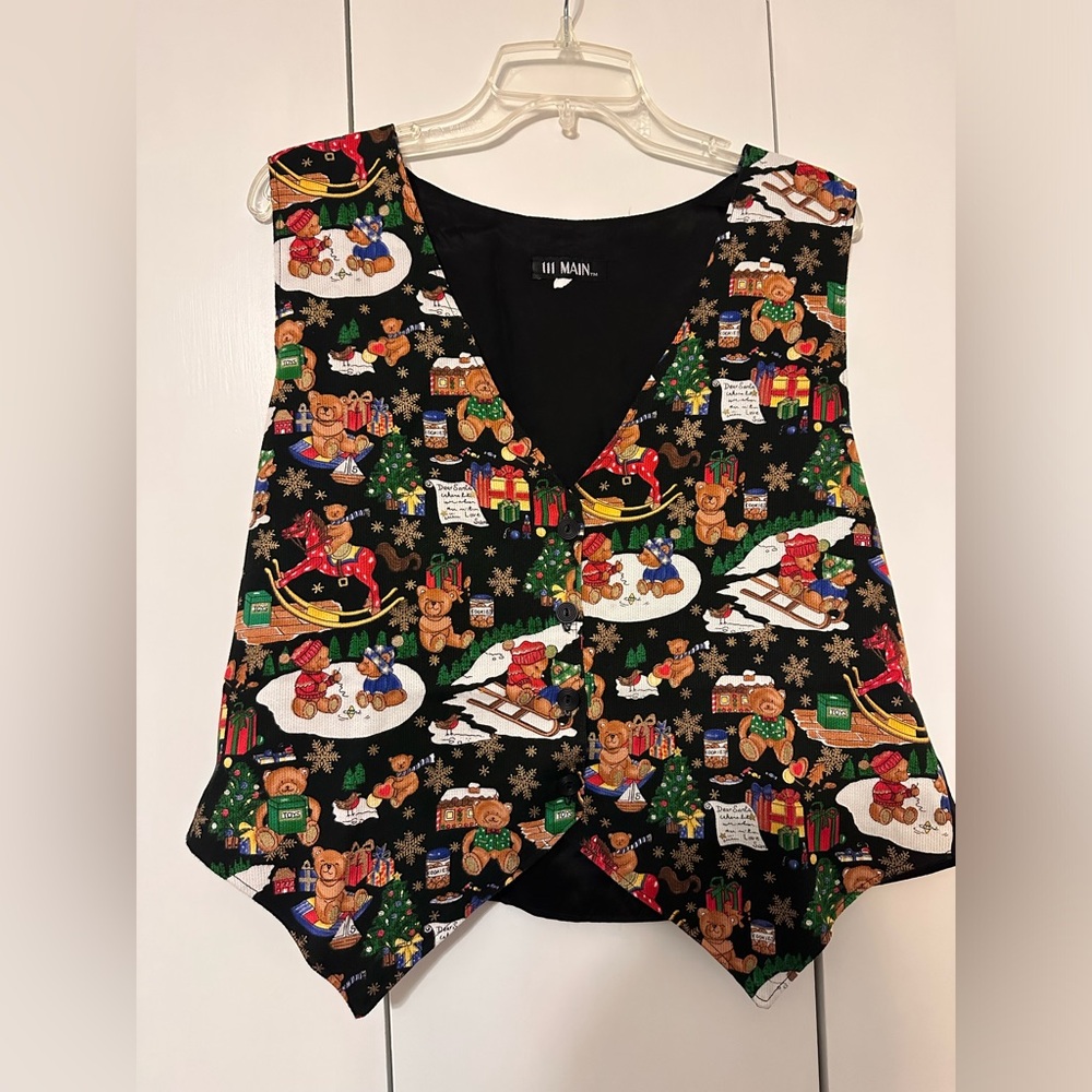 111 Main Christmas Vest